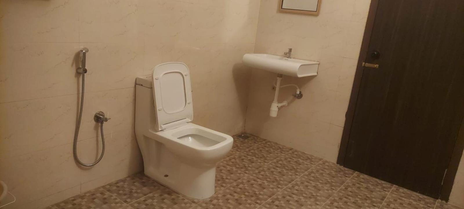 Capital O 69831 Hotel Mount Heera Chennai Luaran gambar