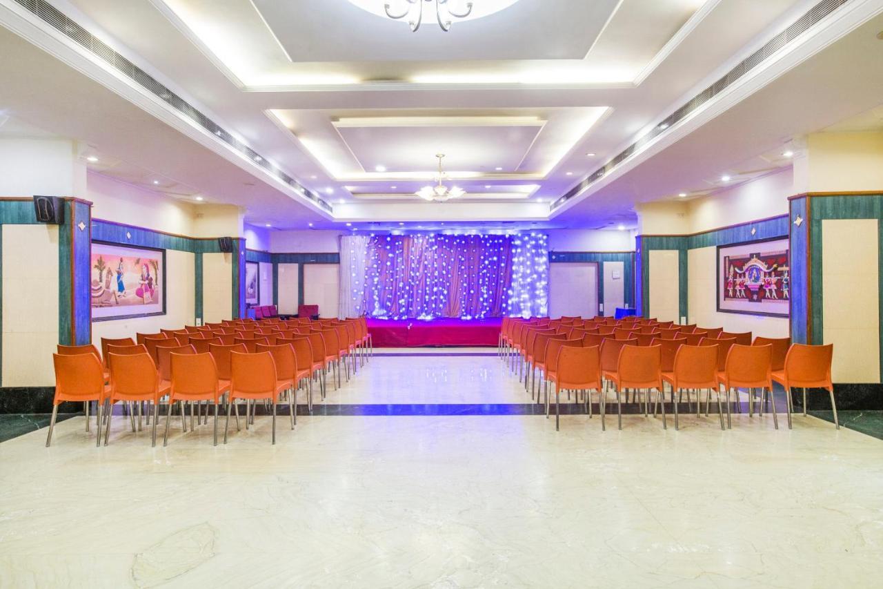 Capital O 69831 Hotel Mount Heera Chennai Luaran gambar